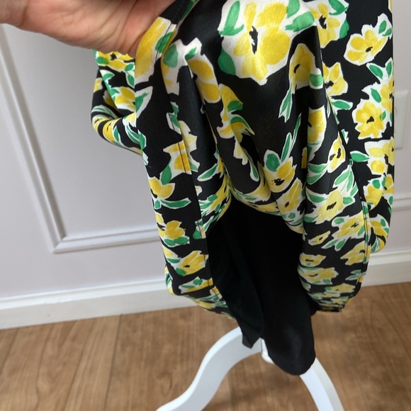 NWT Ann Taylor Floral Mock Neck Midi Flare Dress Floral Size 12 Black Yellow - Picture 7 of 15